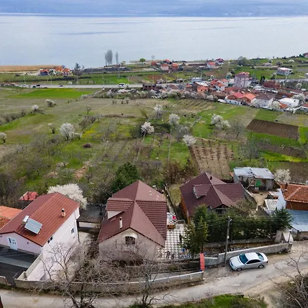 Βίλα Bardhi